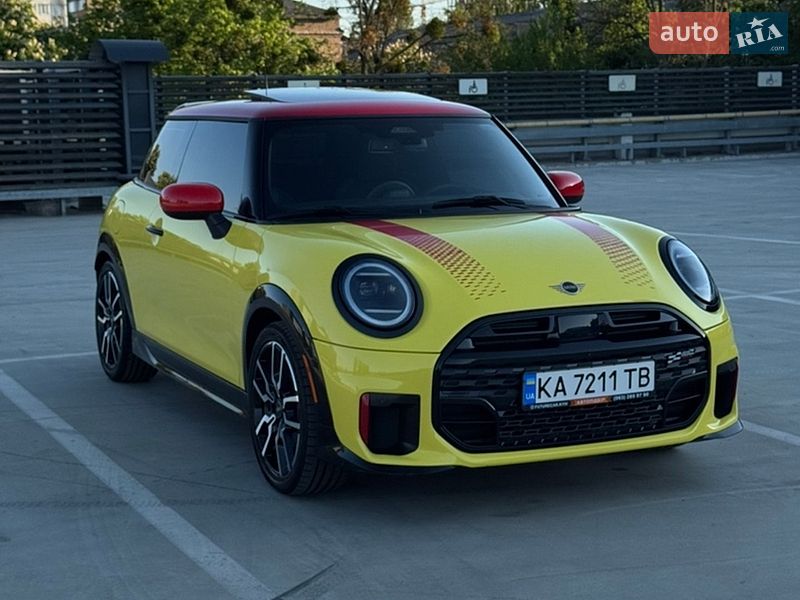 Хетчбек MINI Cooper 2024 в Києві