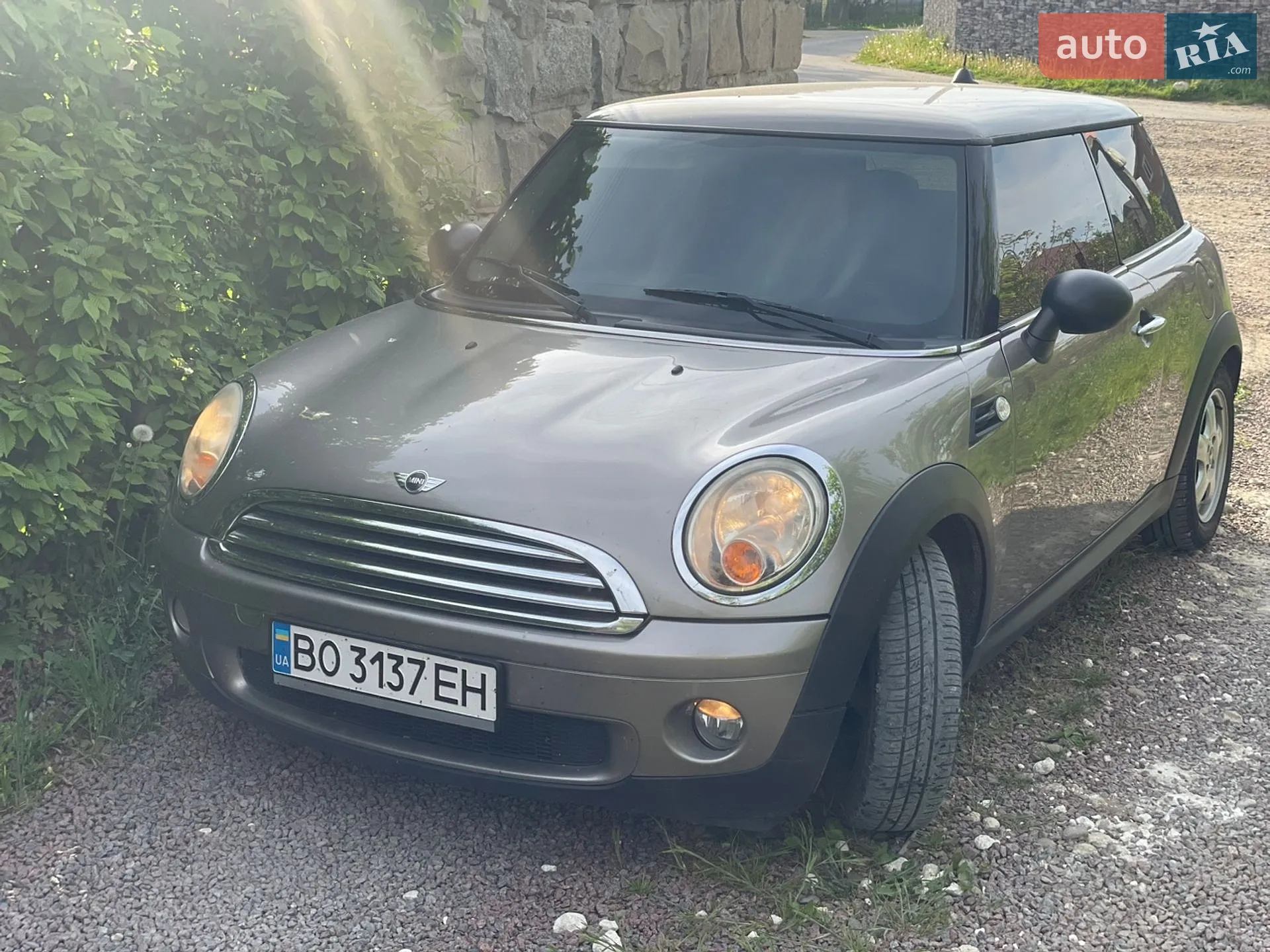 2011 MINI Cooper - мініатюра 2