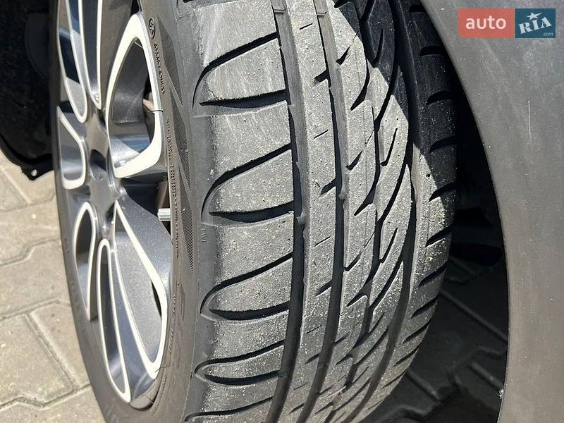 Хетчбек MINI Cooper 2012 в Києві