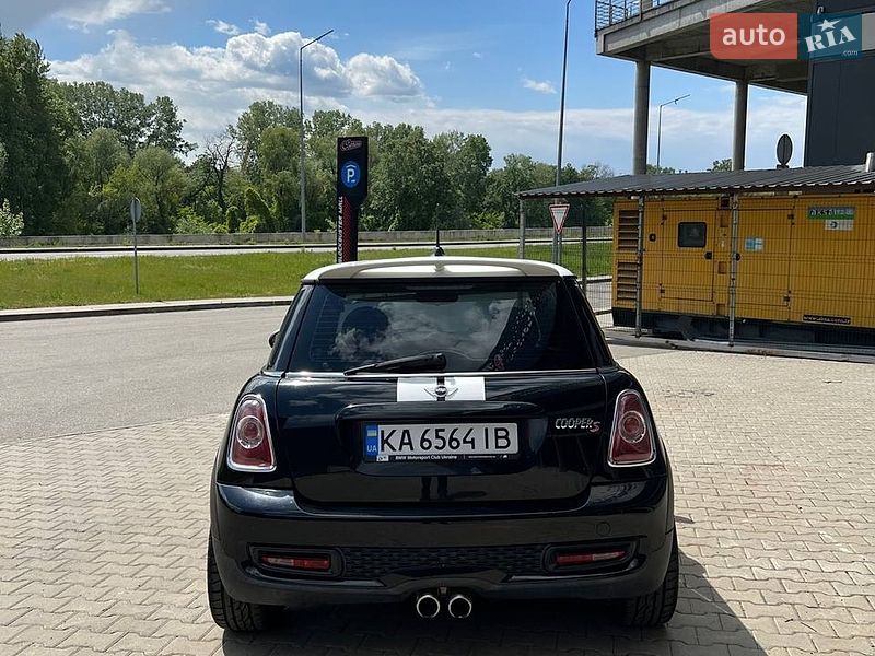Хетчбек MINI Cooper 2012 в Києві