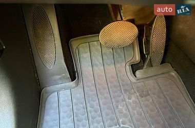 Хетчбек MINI Cooper 2012 в Києві фото 27 Хетчбек MINI Cooper 2012 в Києві