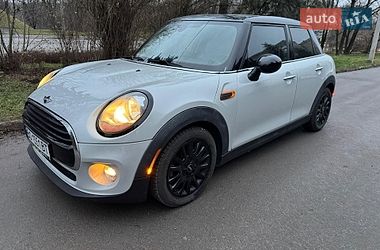 Хэтчбек MINI Cooper 2017 в Тернополе