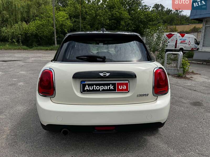 Хетчбек MINI Cooper 2016 в Києві