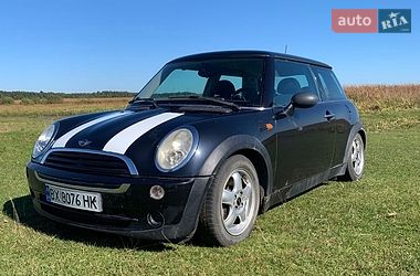 Хетчбек MINI Cooper 2006 в Хусті