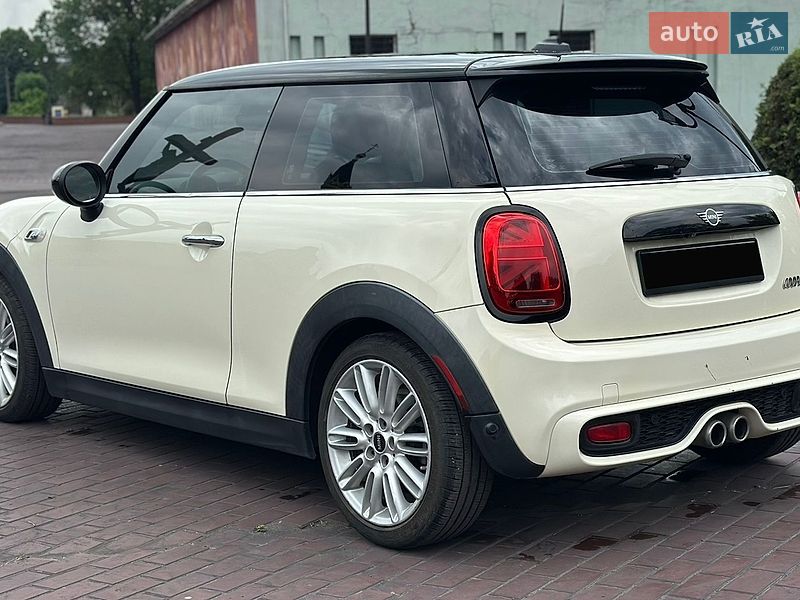 Хэтчбек MINI Cooper 2018 в Днепре фото 12 Хэтчбек MINI Cooper 2018 в Днепре