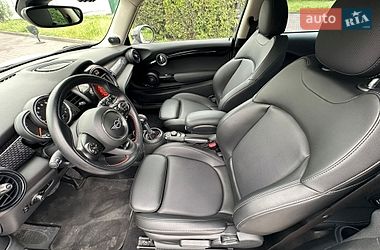 Хэтчбек MINI Cooper 2018 в Днепре фото 15 Хэтчбек MINI Cooper 2018 в Днепре