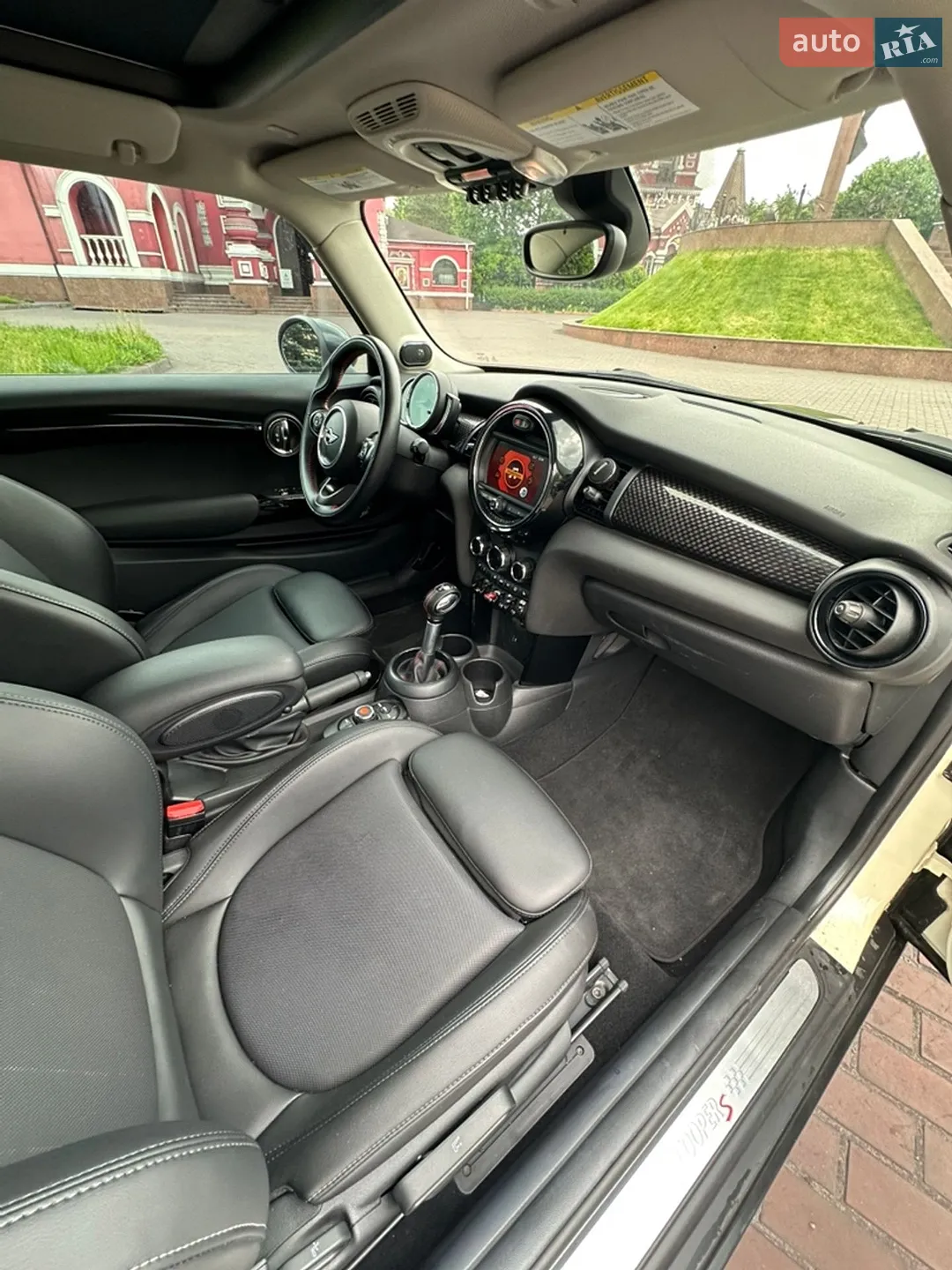 2018 MINI Cooper - мініатюра 18