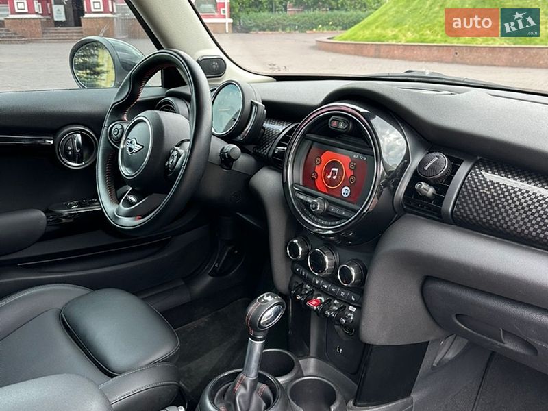 Хэтчбек MINI Cooper 2018 в Днепре фото 24 Хэтчбек MINI Cooper 2018 в Днепре