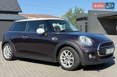 Хетчбек MINI Cooper 2014 в Києві фото Хетчбек MINI Cooper 2014 в Києві