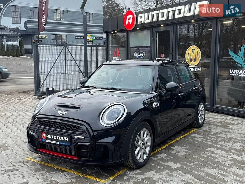 Хетчбек MINI Cooper 2017 в Чернівцях