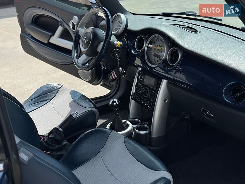Хетчбек MINI Cooper 2006 в Києві