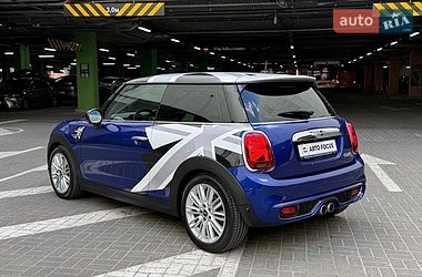 Хэтчбек MINI Cooper 2018 в Киеве