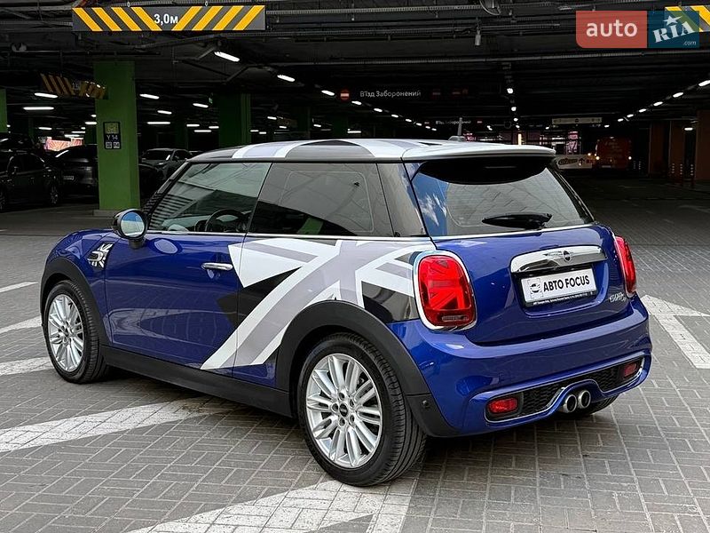 Хэтчбек MINI Cooper 2018 в Киеве