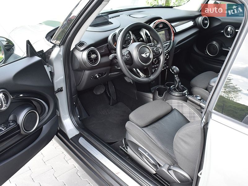 Хетчбек MINI Cooper 2014 в Києві фото 3 Хетчбек MINI Cooper 2014 в Києві