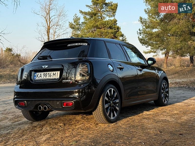 Хэтчбек MINI Cooper 2017 в Киеве