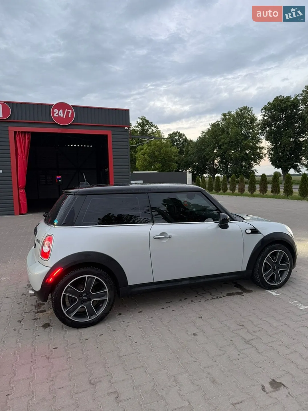 2011 MINI Cooper - мініатюра 6