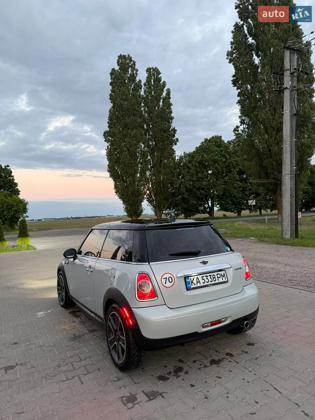 2011 MINI Cooper - мініатюра 20