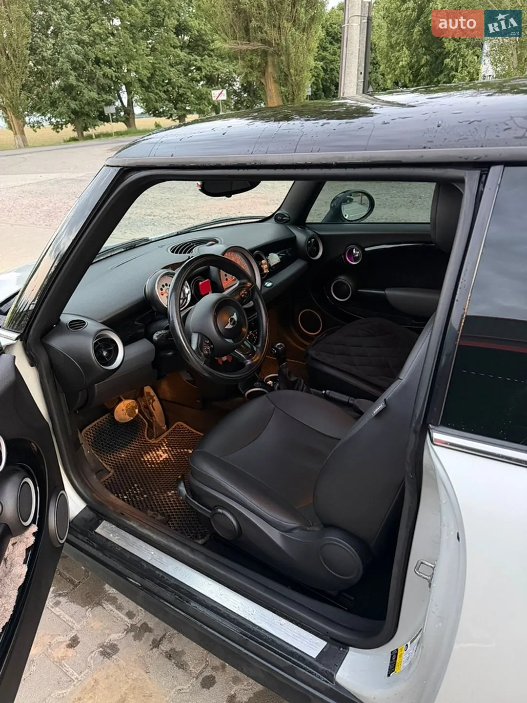 2011 MINI Cooper - мініатюра 33