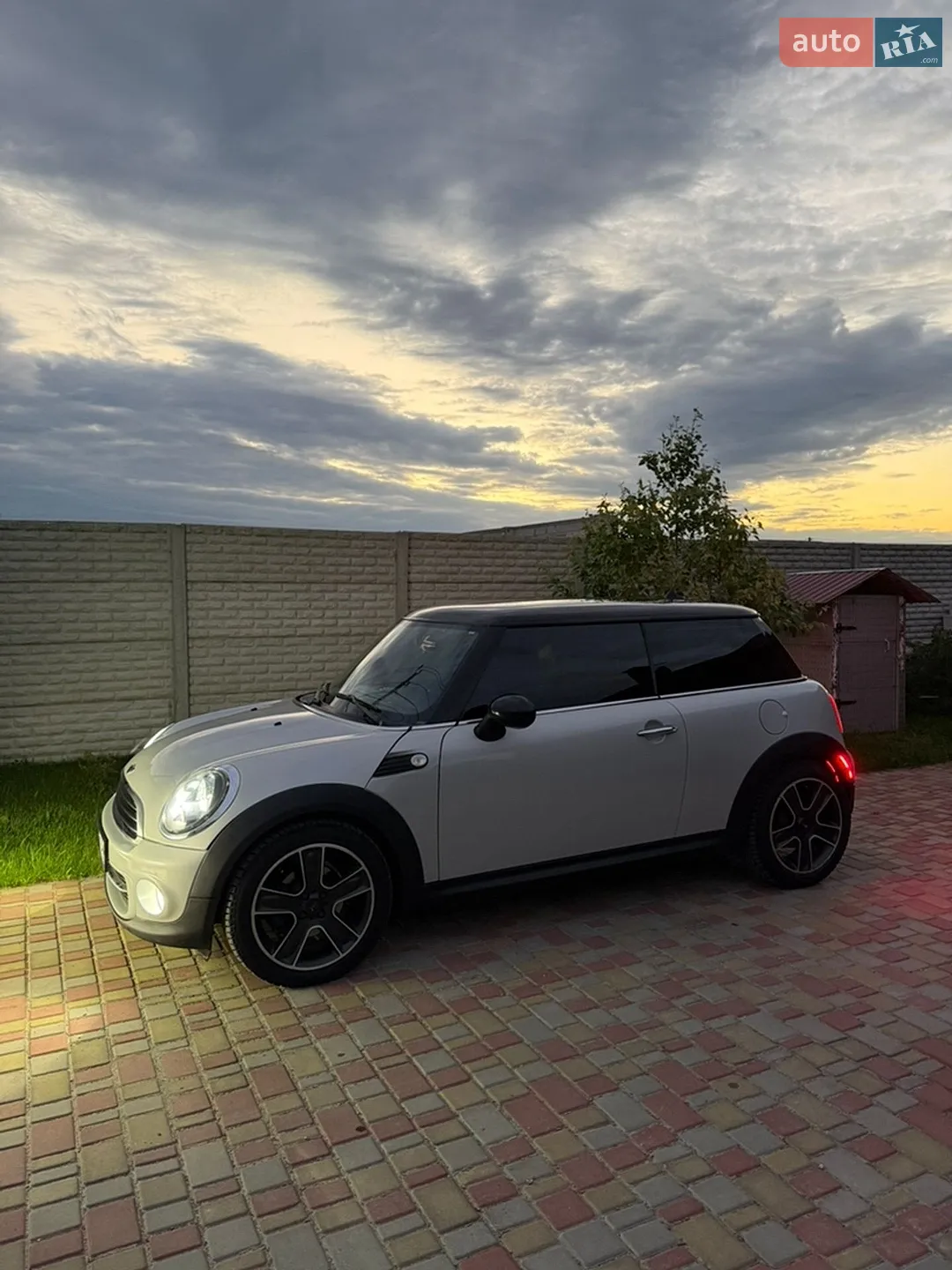 2011 MINI Cooper - мініатюра 11