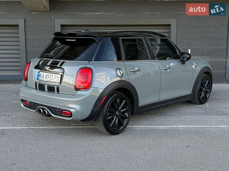 Хетчбек MINI Cooper 2016 в Києві