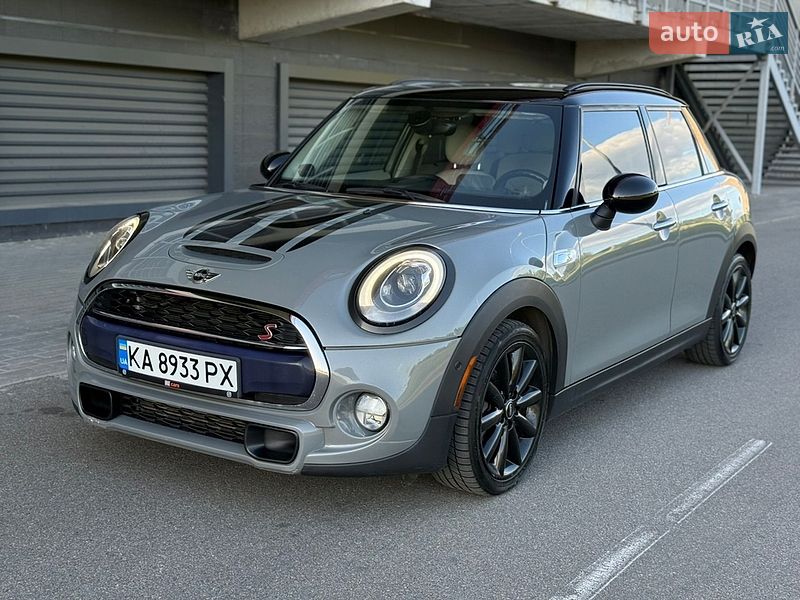 Хетчбек MINI Cooper 2016 в Києві