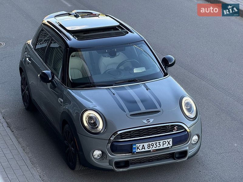 Хетчбек MINI Cooper 2016 в Києві