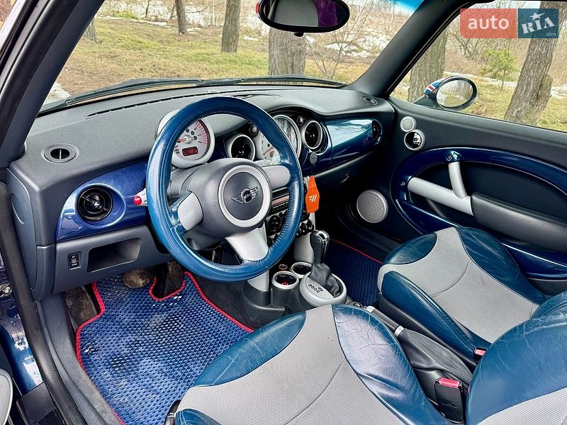 Хэтчбек MINI Cooper 2006 в Киеве