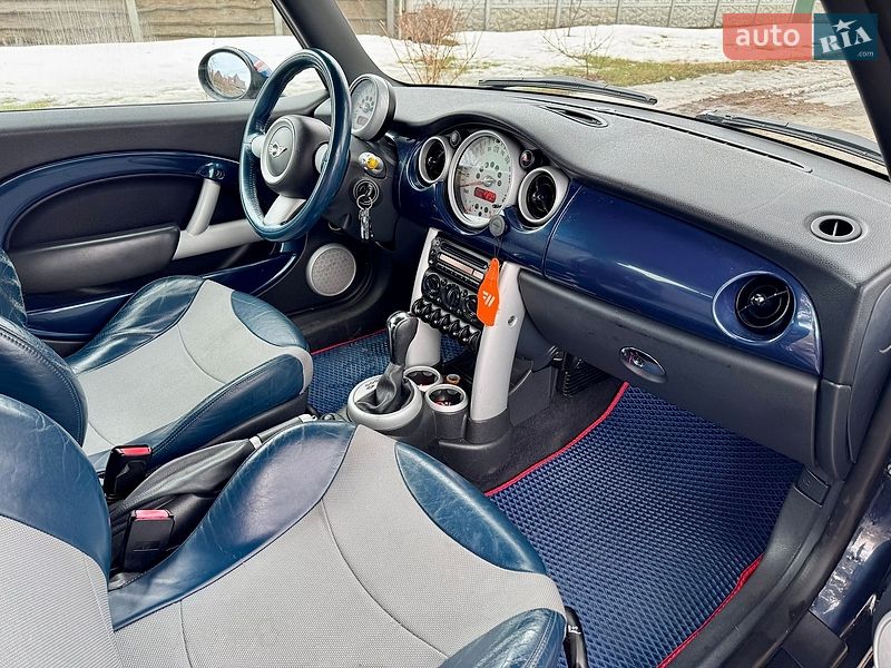 Хэтчбек MINI Cooper 2006 в Киеве