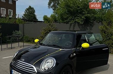 Хэтчбек MINI Cooper 2013 в Черновцах