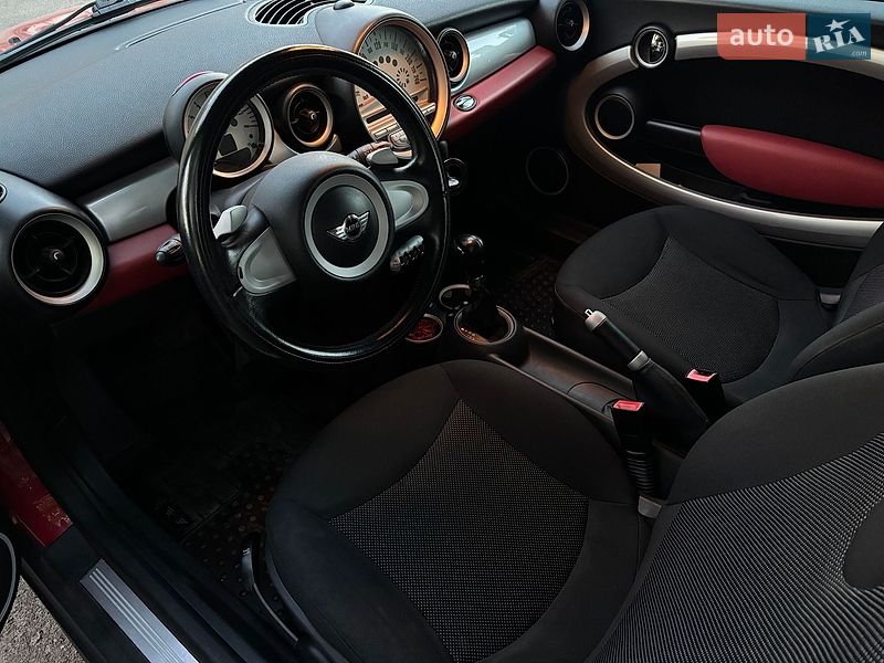 Хэтчбек MINI Cooper 2008 в Чернигове