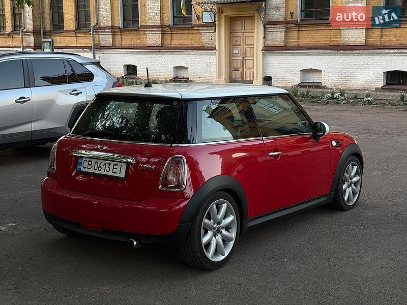 Хэтчбек MINI Cooper 2008 в Чернигове