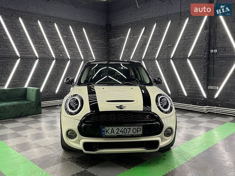 MINI Cooper 2015