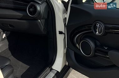 Хетчбек MINI Cooper 2015 в Києві