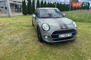 Хэтчбек MINI Cooper 2016 в Броварах