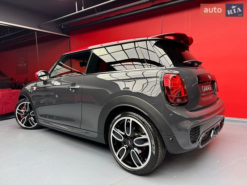 Хэтчбек MINI Cooper 2019 в Киеве