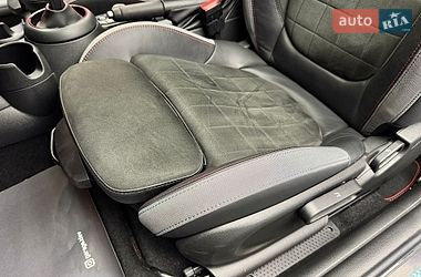 Хэтчбек MINI Cooper 2019 в Киеве