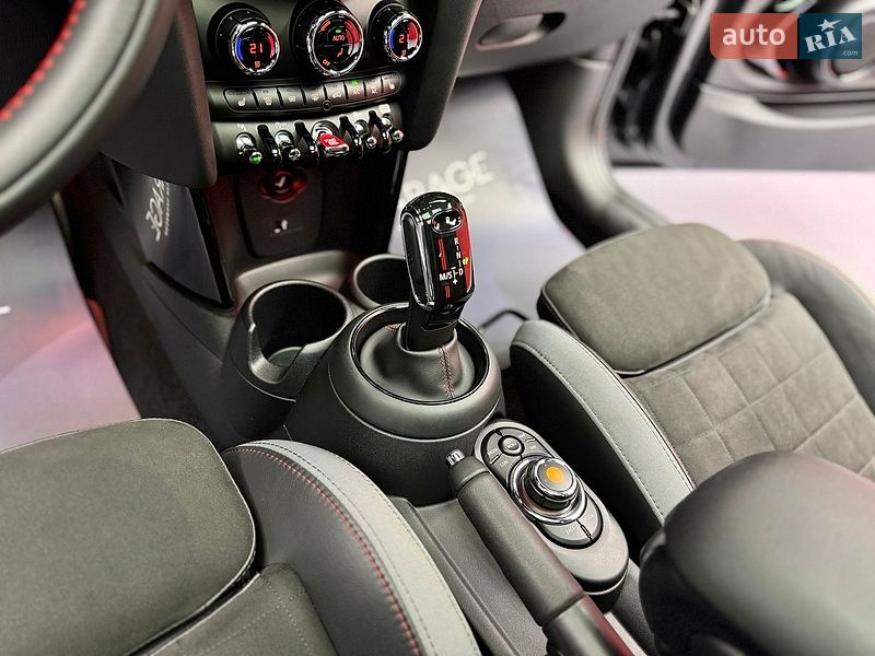 Хэтчбек MINI Cooper 2019 в Киеве