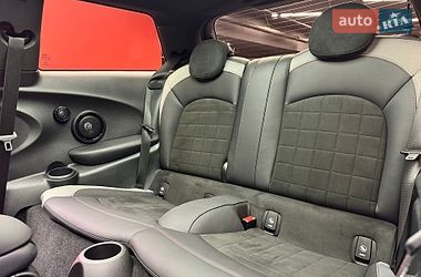 Хэтчбек MINI Cooper 2019 в Киеве
