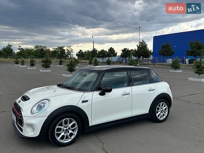 Хетчбек MINI Cooper 2015 в Одесі