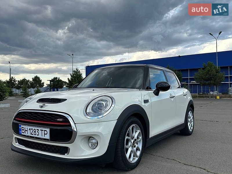 MINI Cooper 2015