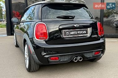 Хэтчбек MINI Cooper 2015 в Киеве