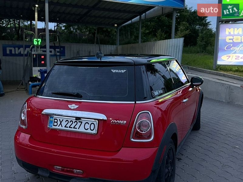 Хэтчбек MINI Cooper 2011 в Хмельницком