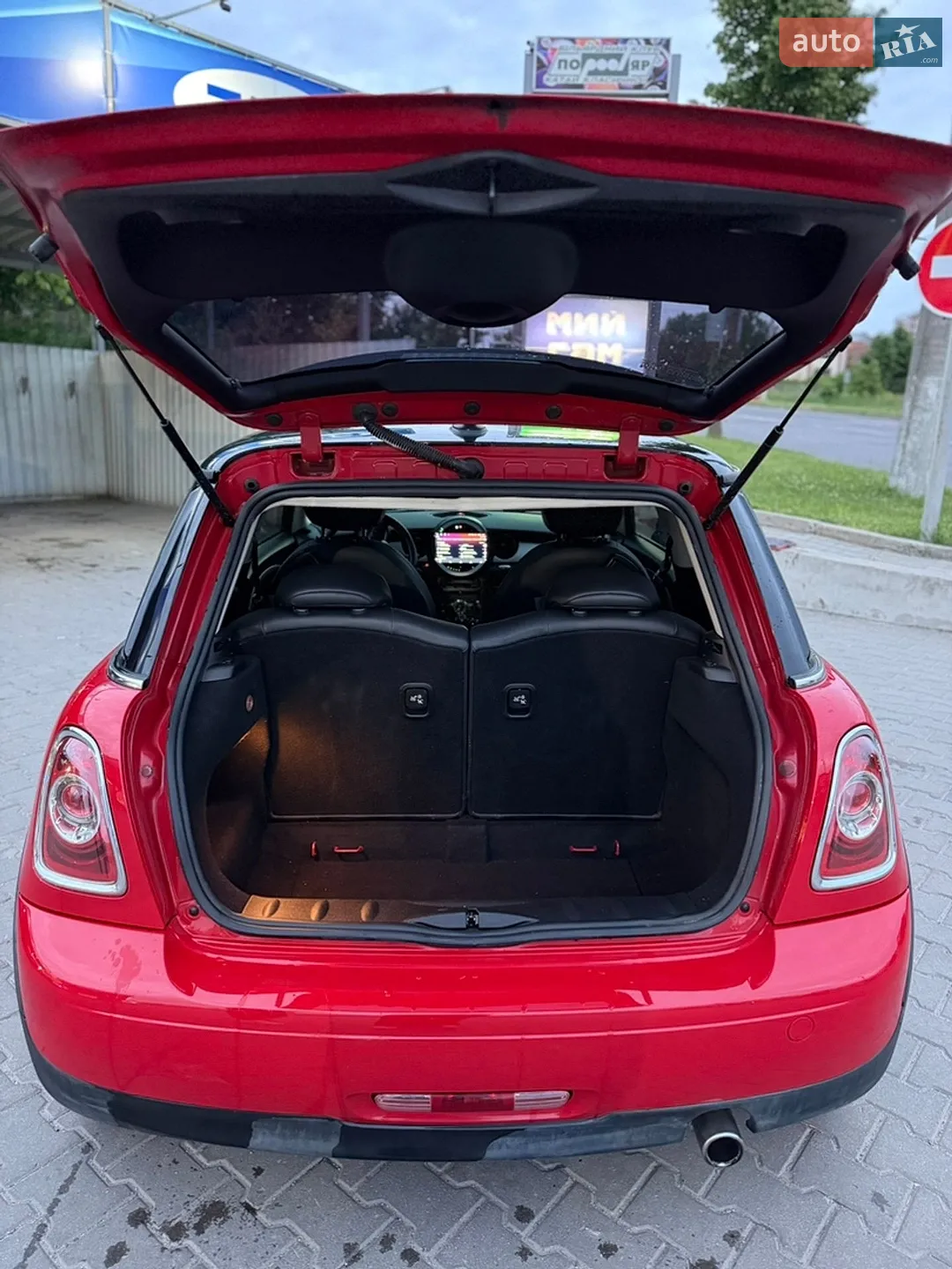 2011 MINI Cooper - мініатюра 12