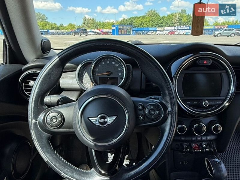 Хетчбек MINI Cooper 2017 в Києві