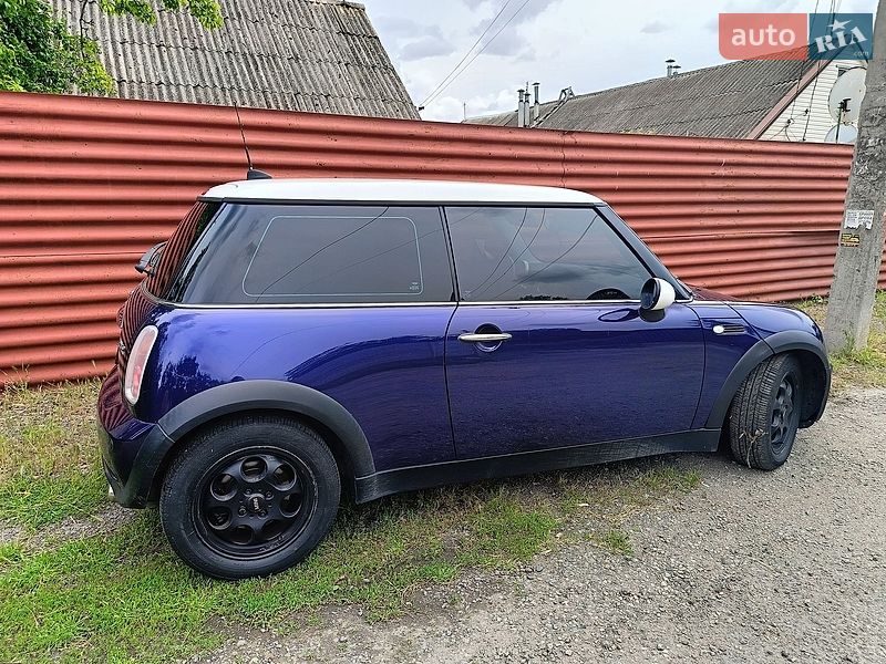 Хетчбек MINI Cooper 2005 в Запоріжжі