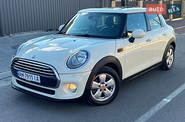 Хэтчбек MINI Cooper 2014 в Житомире