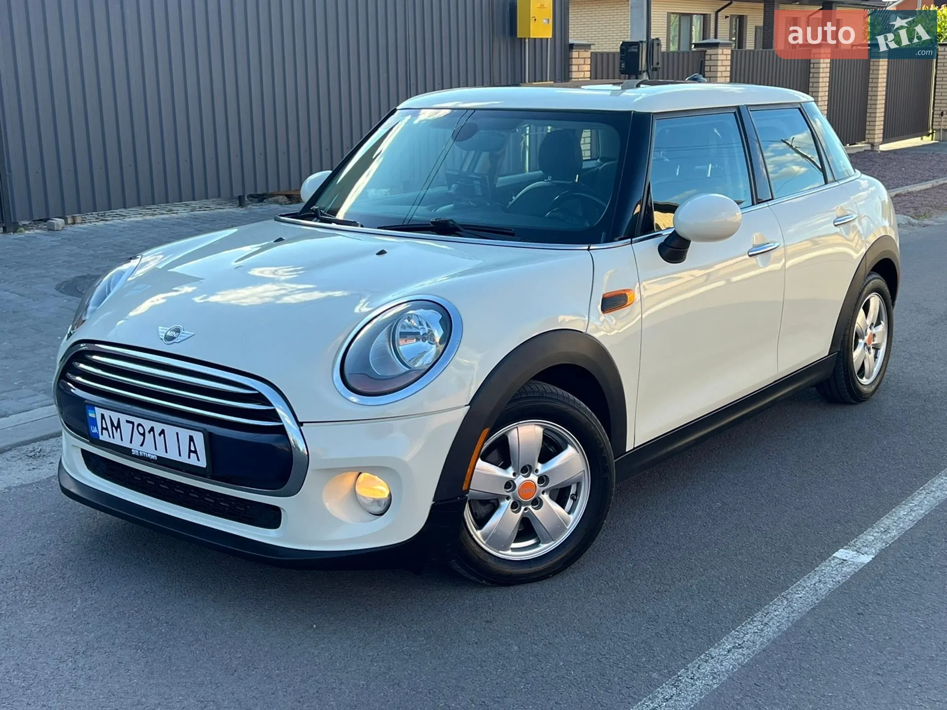 2014 MINI Cooper - мініатюра 8