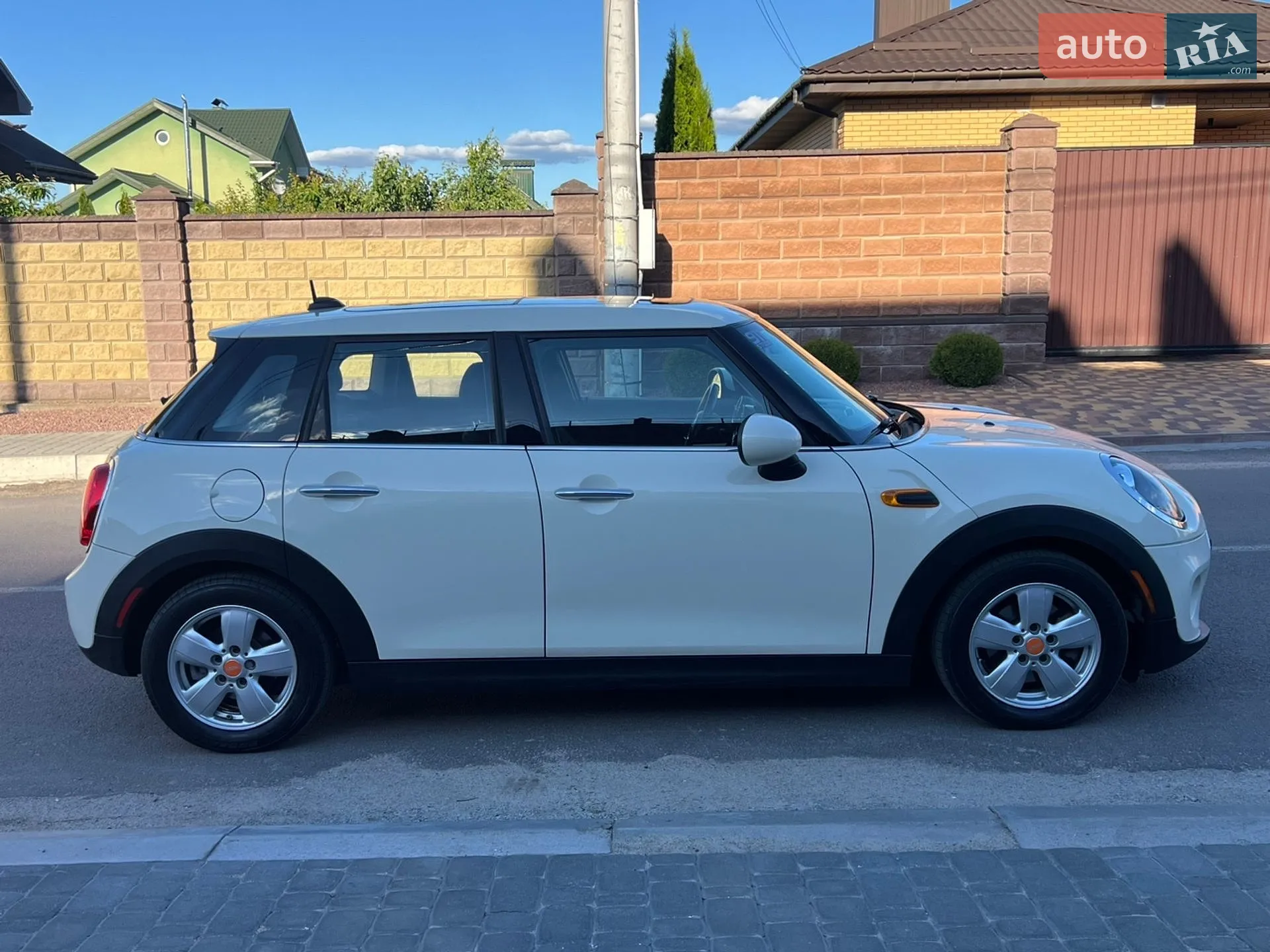 2014 MINI Cooper - мініатюра 17