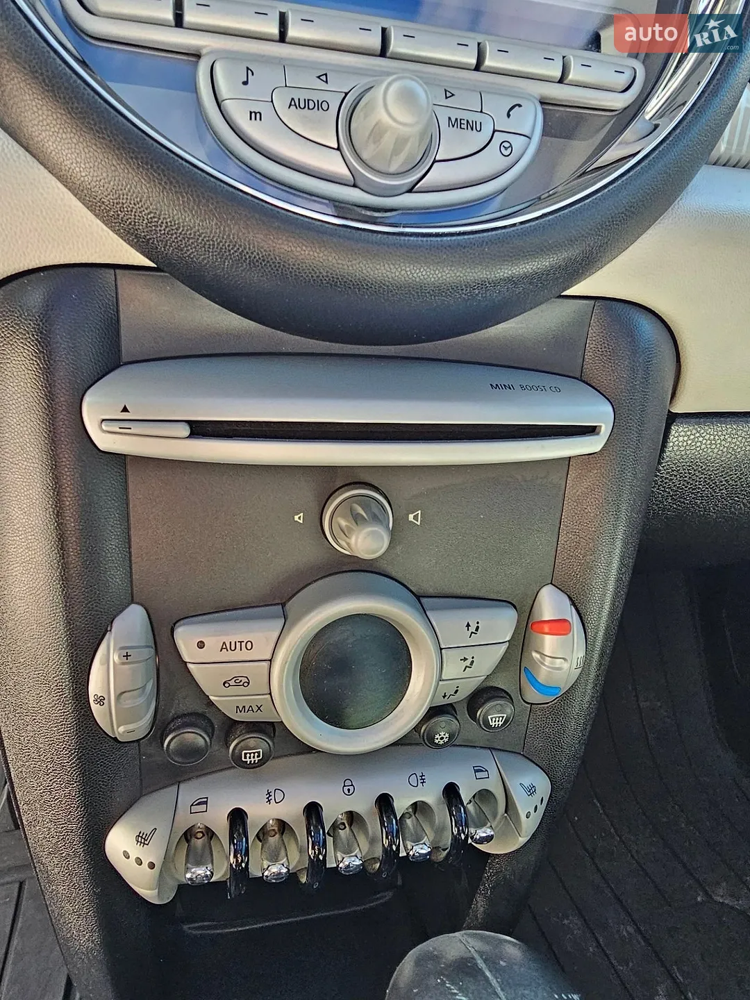 2010 MINI Cooper - мініатюра 26