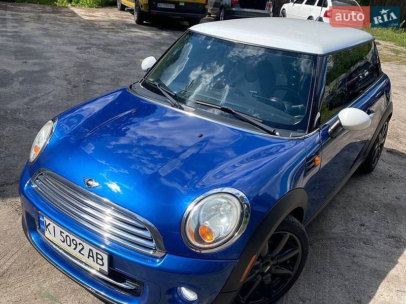 MINI Cooper 2012